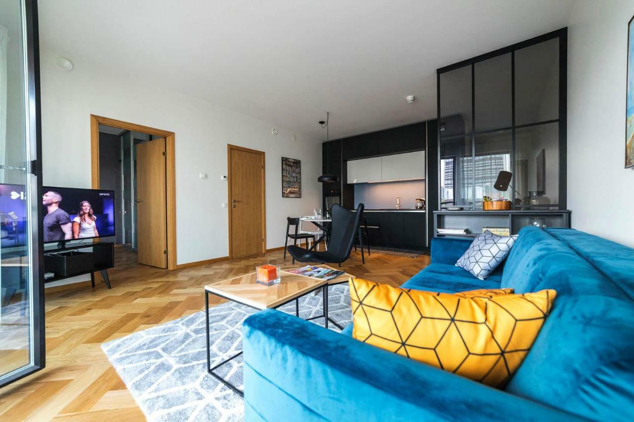 Modern Luxury Apartment In City Centre Talin Exterior foto